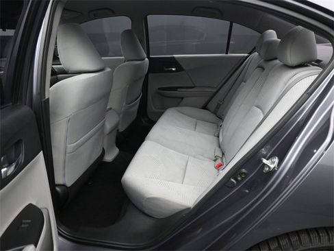 Used 2015 Honda Accord LX image 34