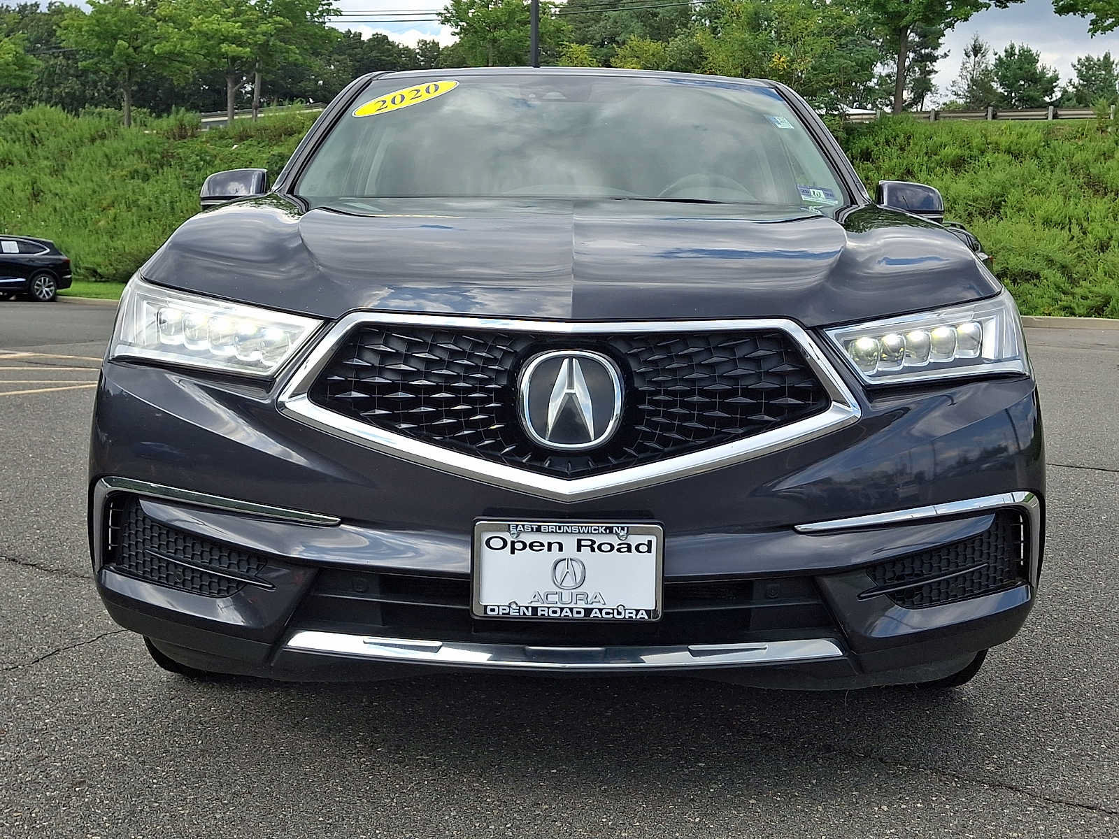 Used 2020 Acura MDX w/ Technology Package AWD/4WD image 2
