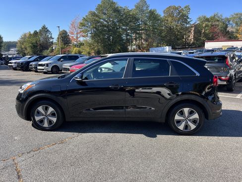 Used 2019 Kia Niro EX Premium w/ Sunroof Package image 4