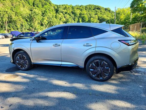 Used 2025 Nissan Murano Platinum w/ Cargo Package AWD/4WD image 4