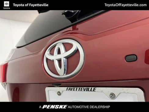 Used 2017 Toyota Highlander SE image 15