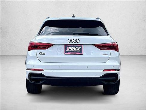 Used 2025 Audi Q3 2.0T Premium w/ Convenience Package image 4