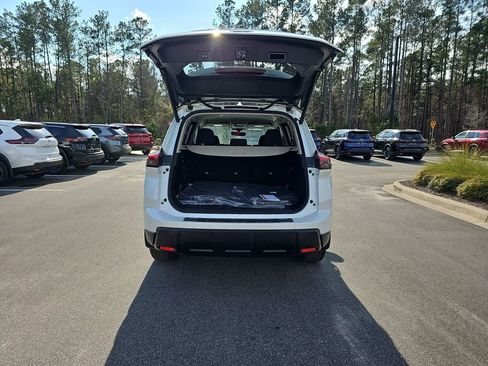 New 2026 Nissan Rogue SV FWD image 17