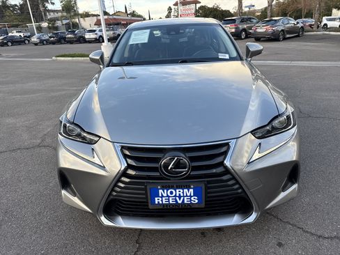 Used 2018 Lexus IS 300 image 8