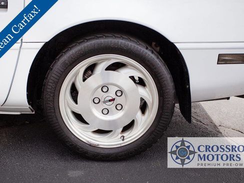 Used 1996 Chevrolet Corvette Coupe image 8