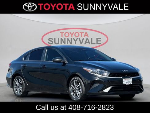 Used 2023 Kia Forte LXS FWD image 10