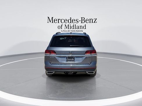 Used 2023 Volkswagen Atlas SE AWD/4WD image 7