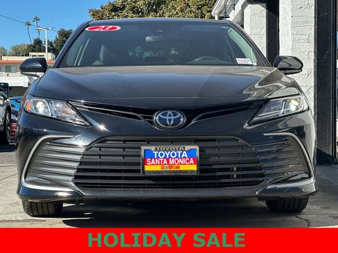 Used 2023 Toyota Camry LE image 9