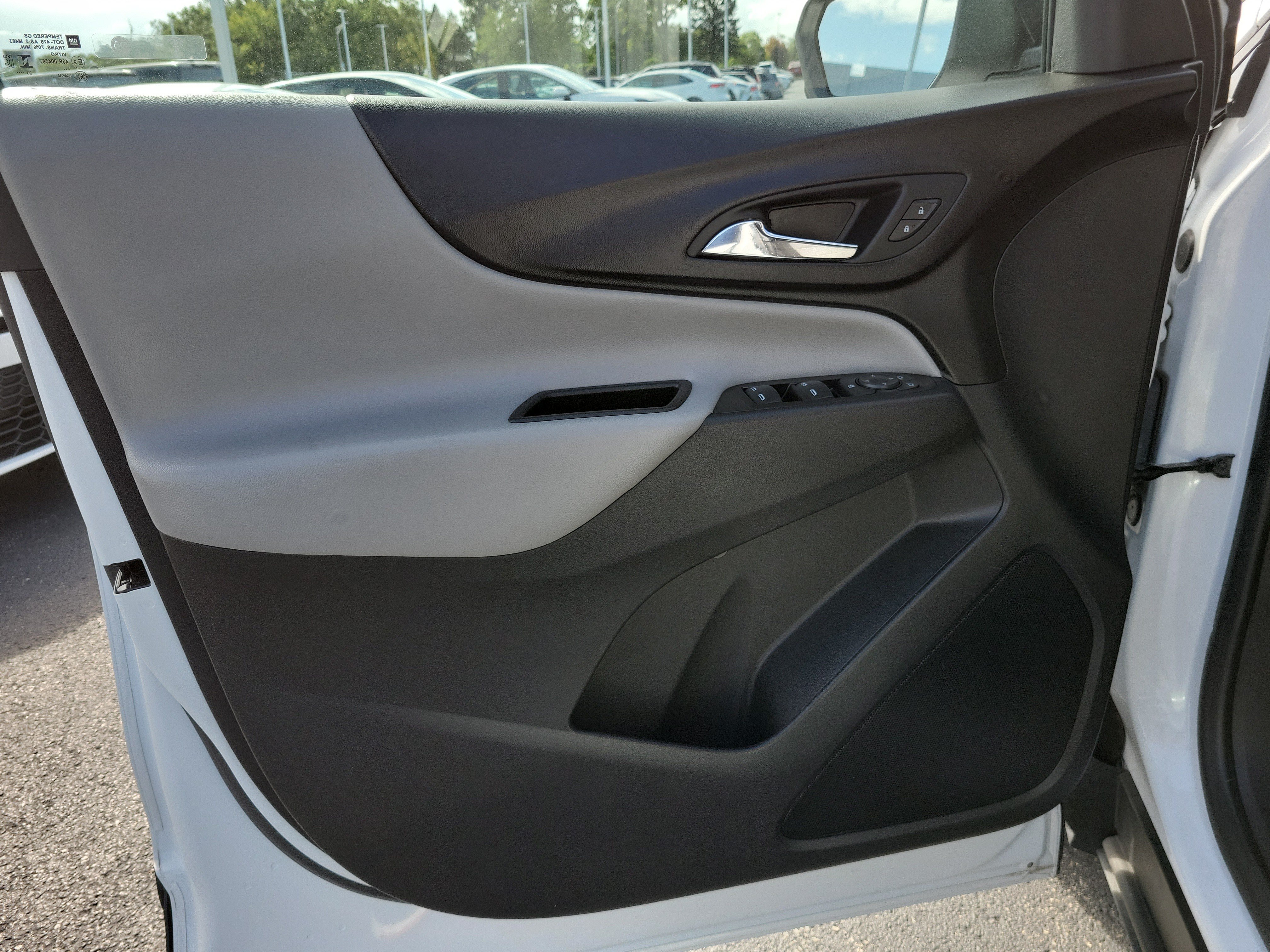 Used 2024 Chevrolet Equinox LS w/ LS Convenience Package FWD image 16