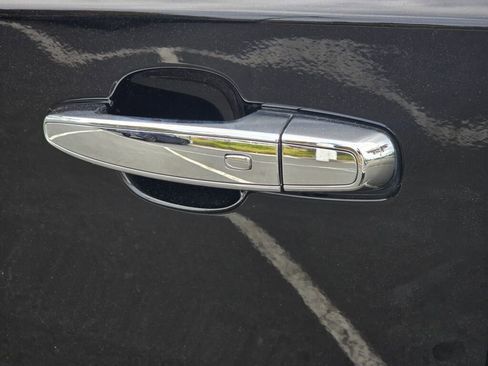 Used 2023 Chevrolet Traverse High Country w/ LPO, Floor Liner Package image 9