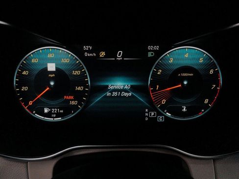 Used 2022 Mercedes-Benz GLC 300 4MATIC image 17