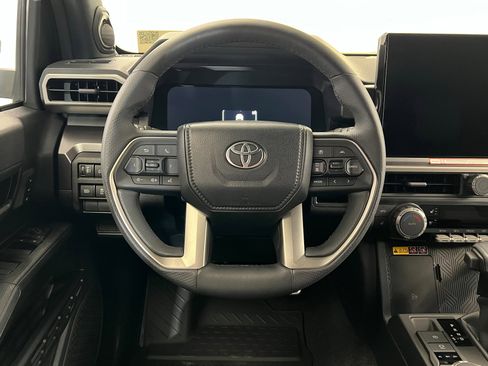 Used 2025 Toyota 4Runner TRD Sport Premium image 13