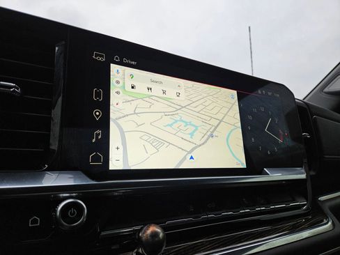 Used 2025 GMC Sierra 2500 SLE w/ SLE Convenience Package image 16