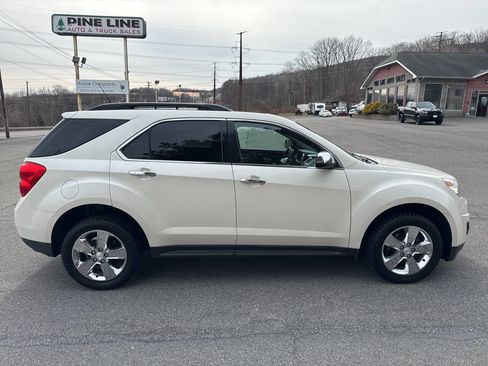 Used 2013 Chevrolet Equinox LT w/ Chrome Package image 2