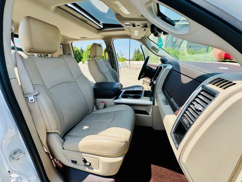 Used 2017 RAM 1500 Laramie w/ Convenience Group image 28