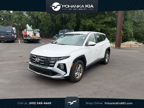 Used 2026 Hyundai Tucson SE FWD image 1