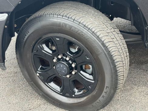 Used 2016 RAM 2500 Lone Star w/ Black Appearance Group image 24