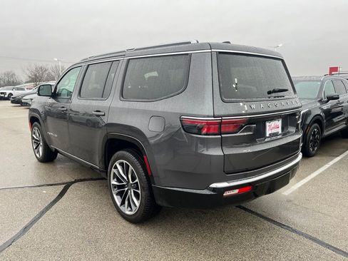 Used 2024 Jeep Wagoneer Series III w/ Premium Group I image 5