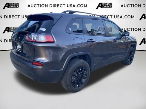 Used 2023 Jeep Cherokee Altitude Lux image 21