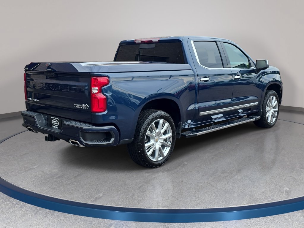 Used 2023 Chevrolet Silverado 1500 High Country w/ High Country Premium Package AWD/4WD image 6