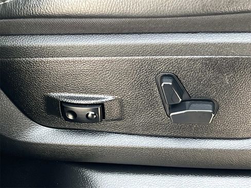 Used 2024 RAM 2500 Laramie w/ Sport Appearance Package image 13