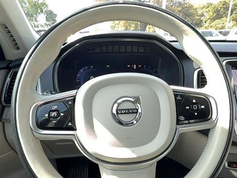 Certified 2023 Volvo XC90 B5 Plus w/ Protection Package AWD/4WD image 15