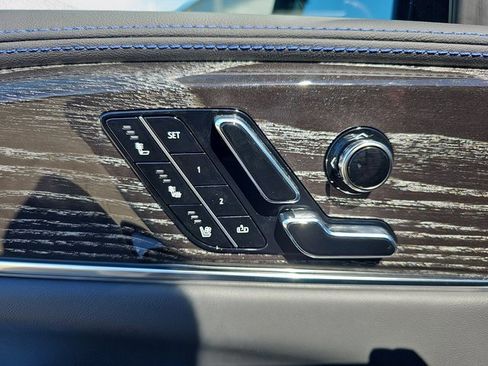 New 2026 Cadillac Escalade IQL Sport 1 w/ LPO, ONYX Package image 27