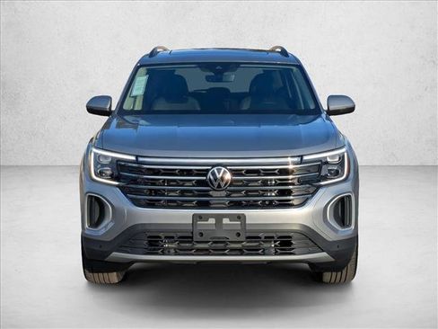 New 2026 Volkswagen Atlas SE image 6
