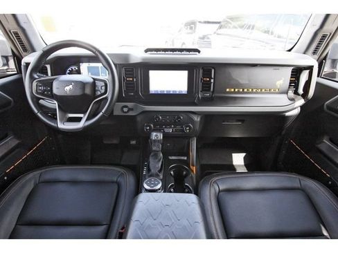Used 2023 Ford Bronco Badlands AWD/4WD image 7