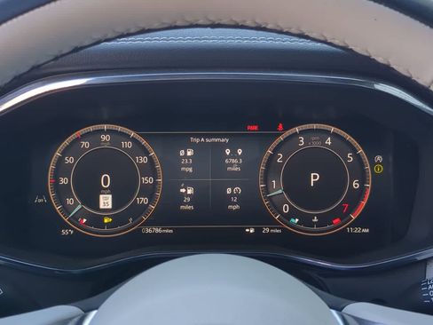 Used 2025 Jaguar F-PACE R-Dynamic S image 34