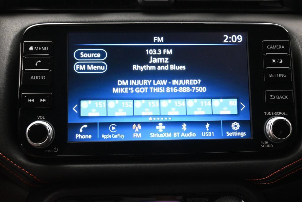 Used 2025 Nissan Versa SR w/ Trunk Package FWD image 20