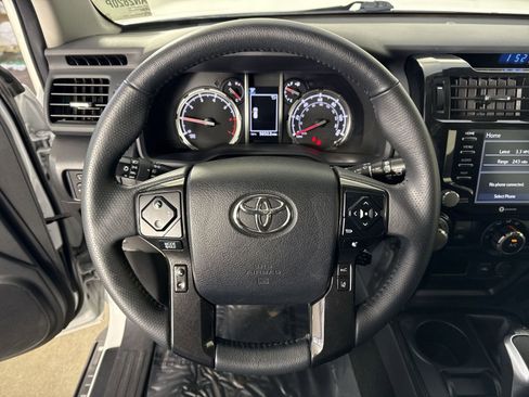 Used 2024 Toyota 4Runner TRD Off-Road image 10