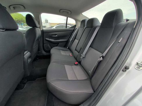 Used 2022 Nissan Sentra SV FWD image 22