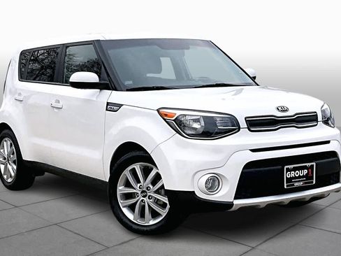 Used 2017 Kia Soul + w/ UVO Package image 2