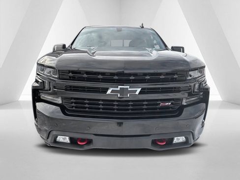 Used 2019 Chevrolet Silverado 1500 LT Trail Boss image 2