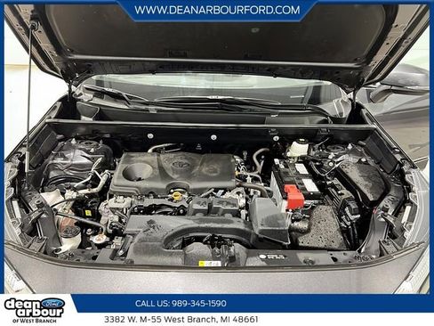 Used 2025 Toyota RAV4 XLE AWD/4WD image 8