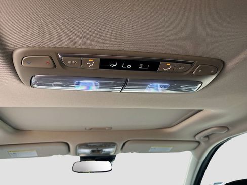 Used 2022 Kia Telluride SX w/ Towing Package FWD image 27