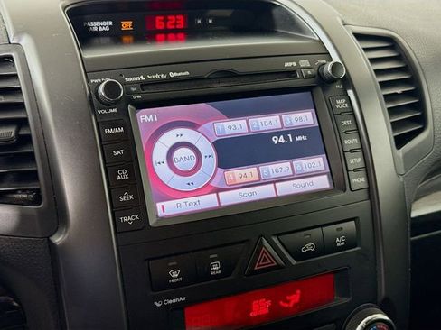 Used 2012 Kia Sorento SX w/ SX Premium Pkg image 16