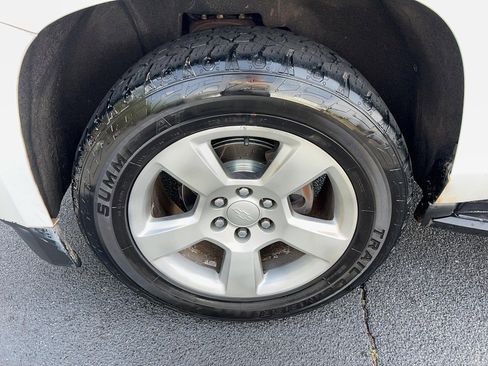 Used 2016 Chevrolet Tahoe LT image 9