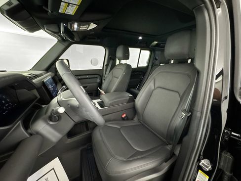 Certified 2025 Land Rover Defender 110 S AWD/4WD image 21