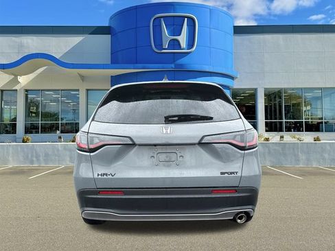 Used 2026 Honda HR-V Sport image 3