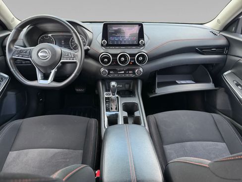 Used 2025 Nissan Sentra SR FWD image 18