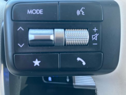 Used 2025 Hyundai Santa Fe Calligraphy image 19