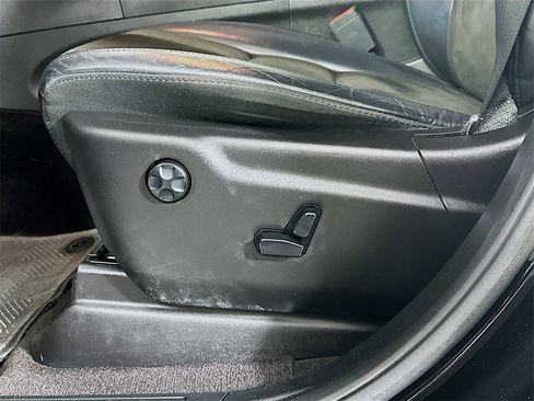 Used 2019 Jeep Grand Cherokee Altitude image 23