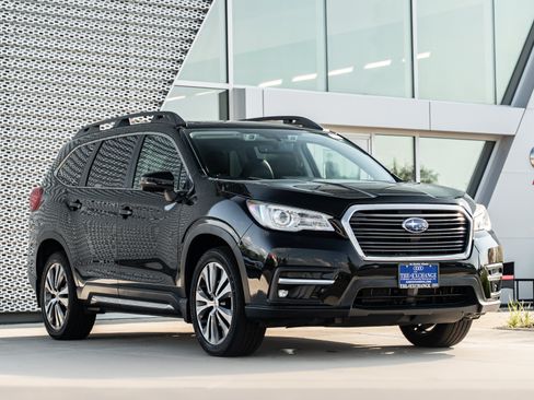 Used 2019 Subaru Ascent Limited w/ Popular Package #2A AWD/4WD image 1