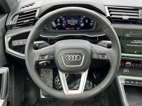 Certified 2025 Audi Q3 2.0T Premium w/ Convenience Package image 24