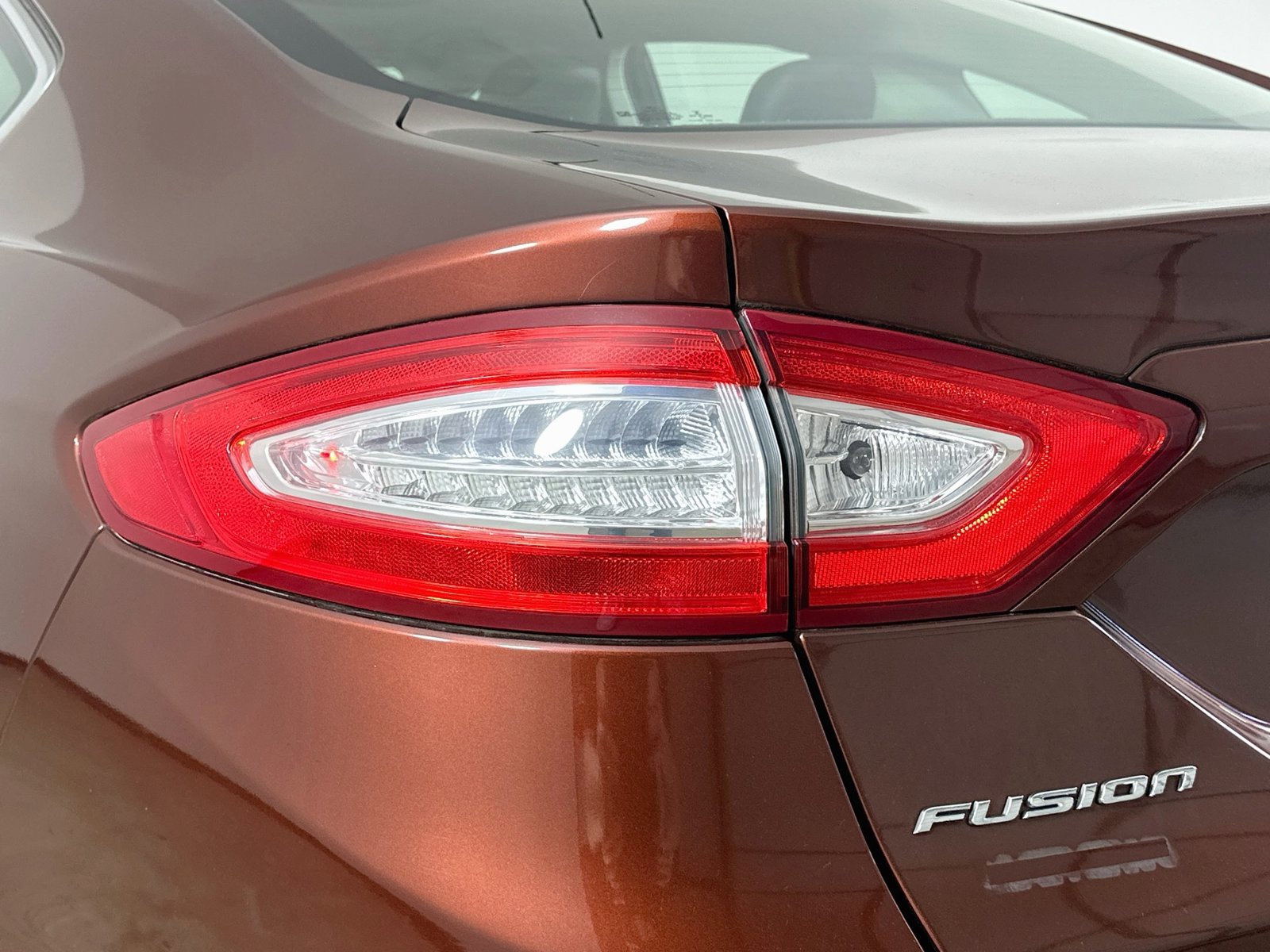 Used 2016 Ford Fusion SE w/ Equipment Group 202A AWD/4WD image 12