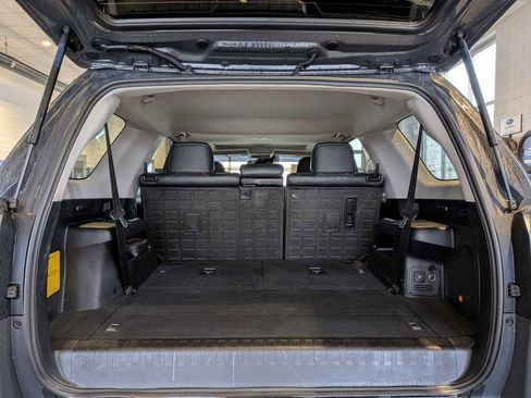 Used 2024 Toyota 4Runner Limited AWD/4WD image 33