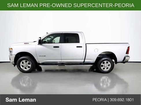 Used 2026 RAM 2500 Big Horn AWD/4WD image 4