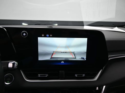 Used 2025 Chevrolet Equinox LT FWD image 21